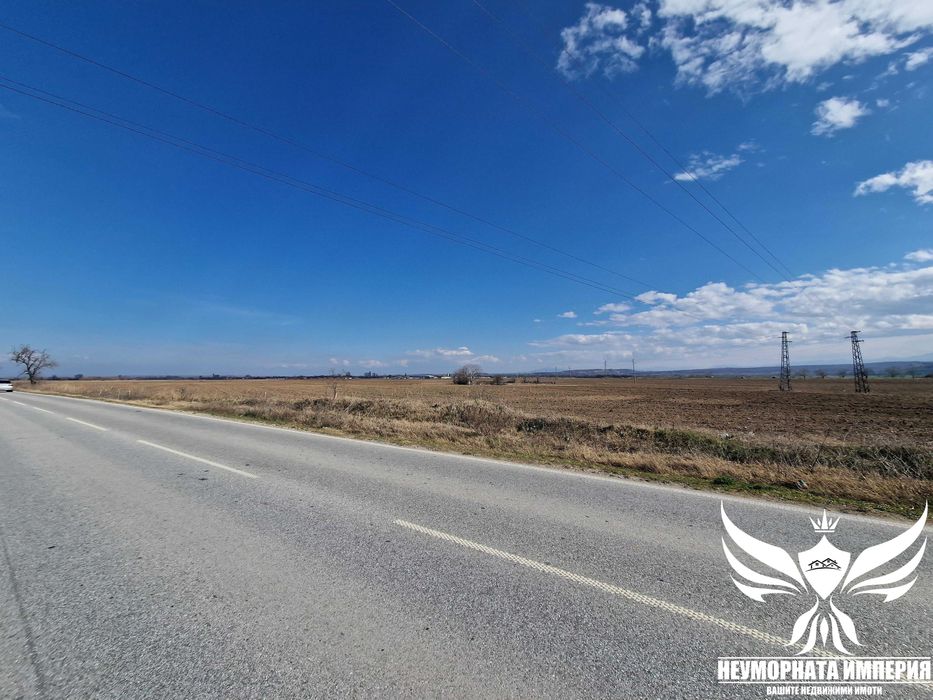 Под наем земя, парцел, паркинг 1300кв в гр.Асеновград след Химик