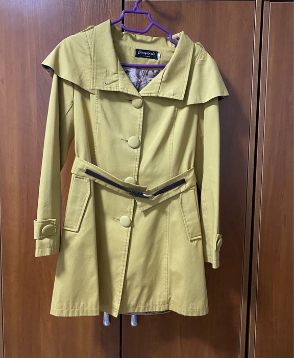 Продам  верхнию одежду