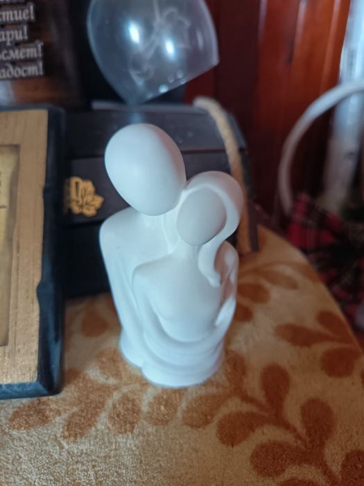 Ароматни свещи и декорация