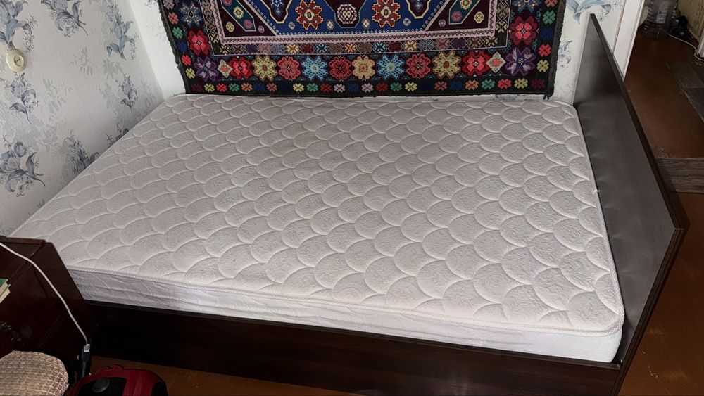 Продам кровать 120*190 (самовывоз)