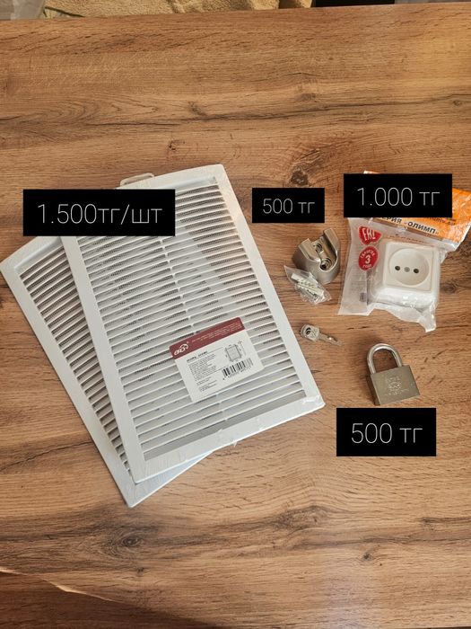 Продам новые кепки, очки