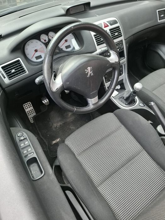 Peugeot 307 CC 2008 г. 108 000 км