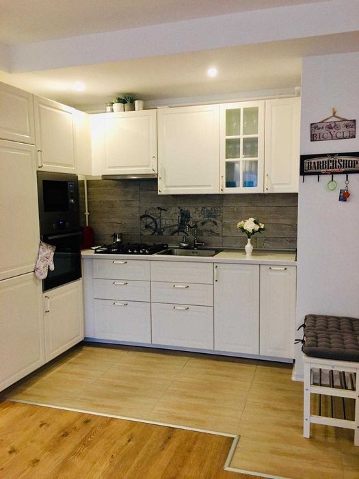 Apartament 2 camere de inchiriat complex Cosmopolis