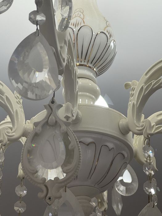 Люстры 6 рожковые