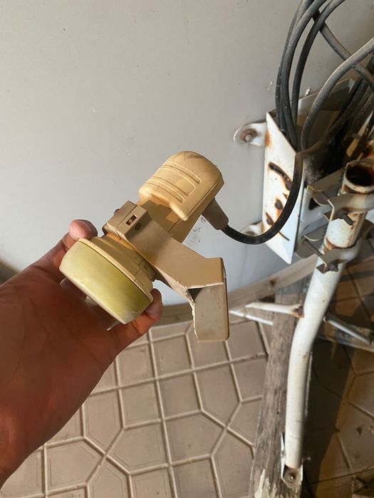 Параболическая антенна