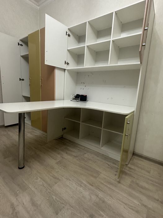 Мебель для детской комнаты девочки б/у