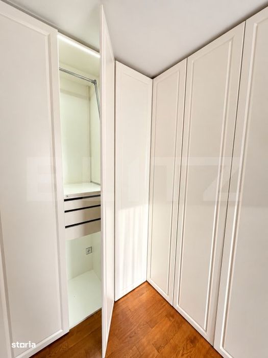 Apartament 3 camere, 116 mp, curte si parcare
