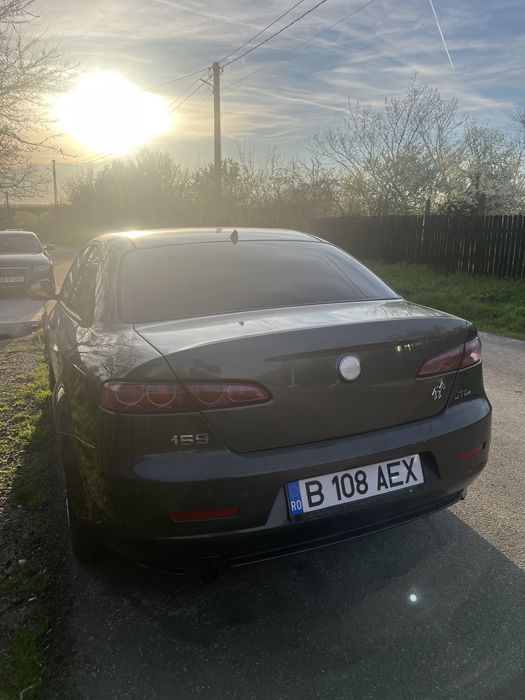 Dezmembrez sau vand Alfa Romeo 159