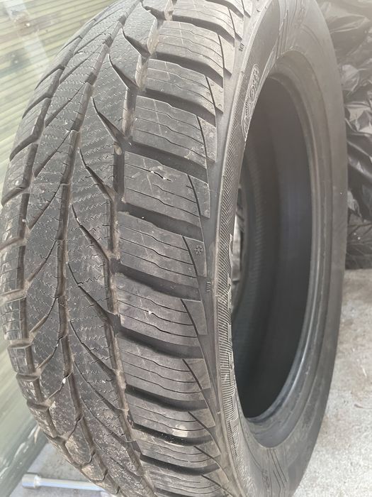 Зимни гуми Viking Four Tech