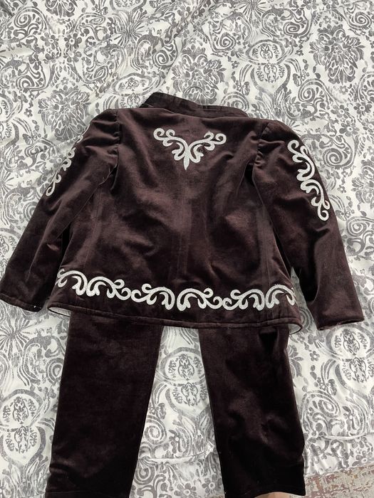 Продам детский костюм