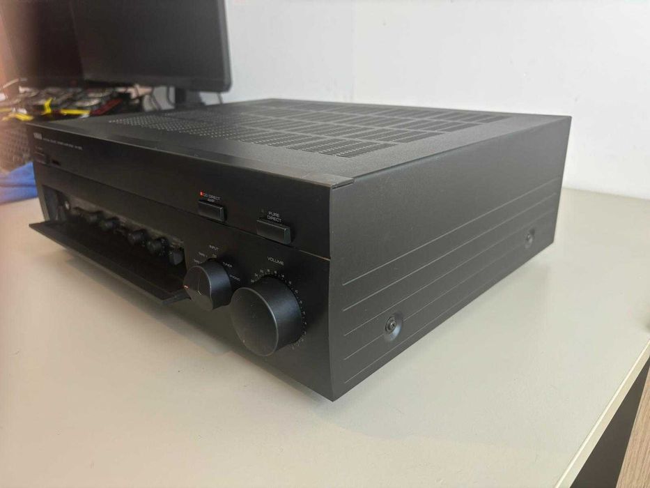 Amplificator Yamaha AX 590   8 Ohm: 2 x 100 Watts
