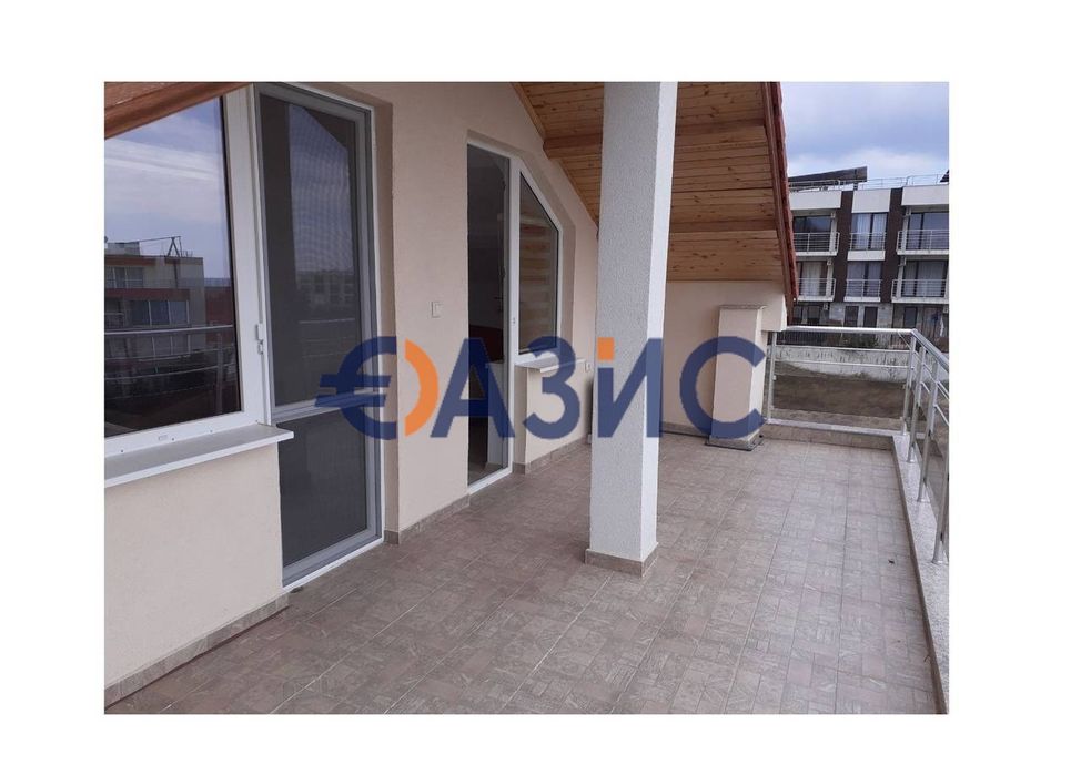 Нова триетажна къща с изглед към морето в гр. Свети Влас, Инцараки,