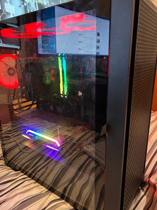 Геймърски Ryzen 7 5800X/RTX 2080 Super 8gb/16gb рам/Nvme+SSD 2tb/Top RGB