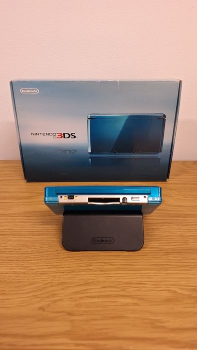 Nintendo 3DS,  Modat, 1500 jocuri, 20-în-1, gata de joacă + Online