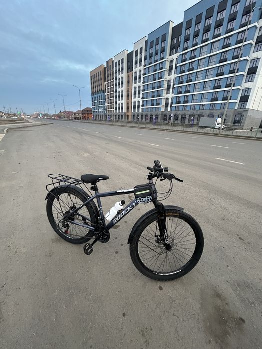 Продам спортивный велик