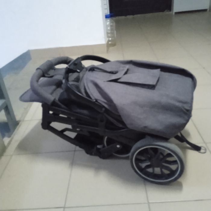 Продам детскую коляску