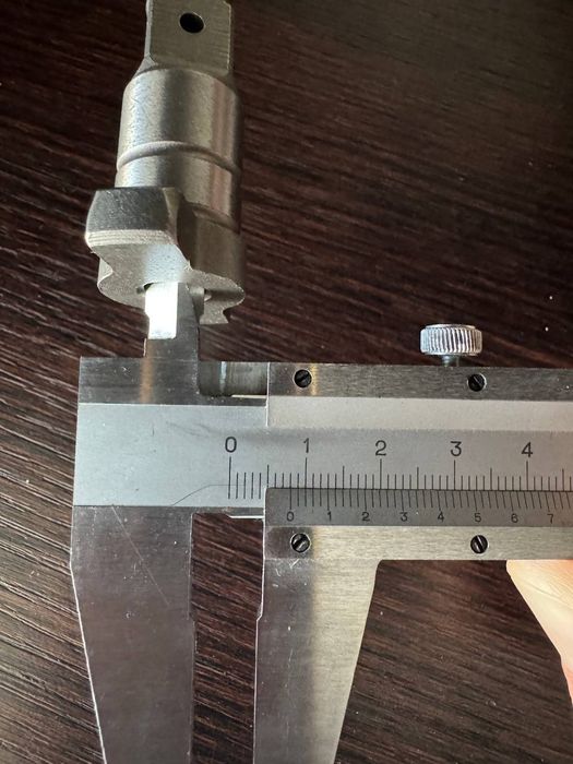 Комбинирата наковалня за Parkside