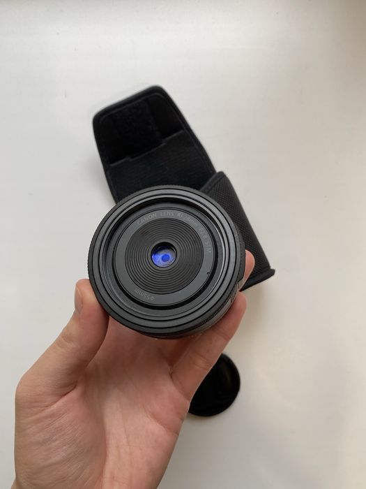 Обьектив Canon RF 28mm f/2.8 STM