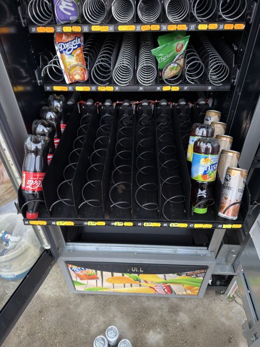 Вендинг автомат Larp Lazer 8M