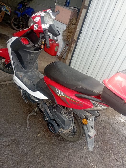 Продам Скутер  Танк N10