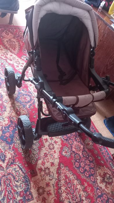 Коляска балаға арналған