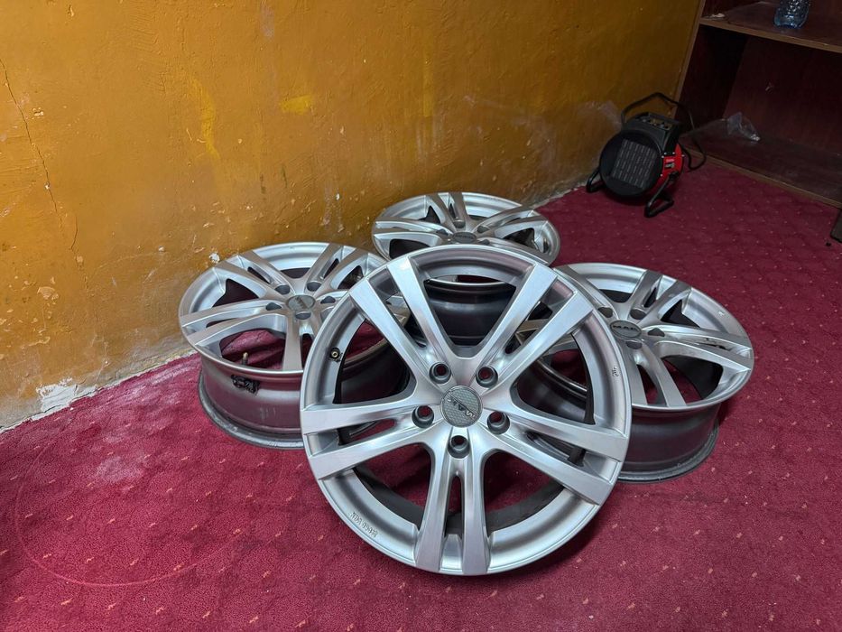 Jante 17 5x114,3 ET40 7J X-Trail Qashqai Tucson senzori gratis