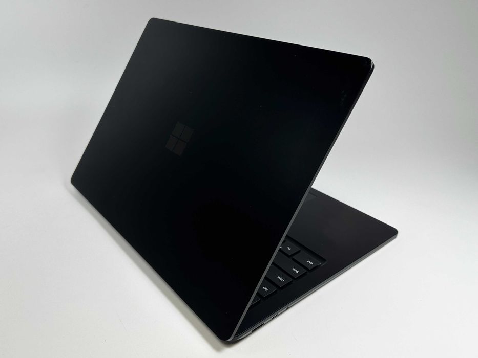 Laptop Microsoft Surface 3 intel i7-1065G7 16 gb ram 256 gb ssd 13.5 inch 2K Touch Ultraslim Carcasa metalica Windows 11 Factura si Garantie 1 an