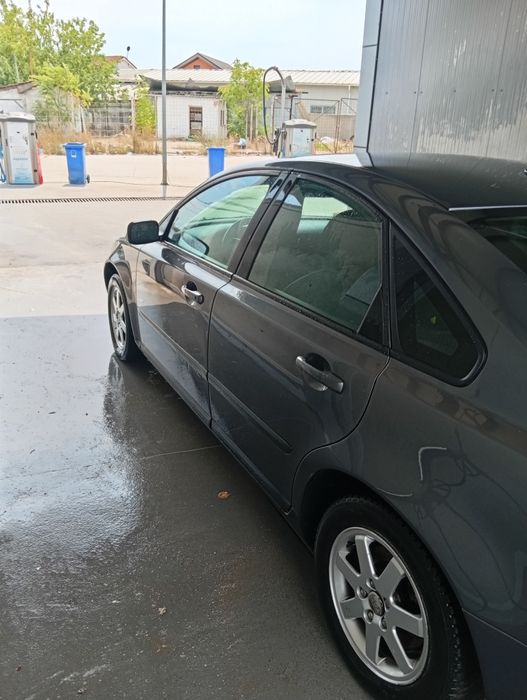 Vând Volvo S40 2005