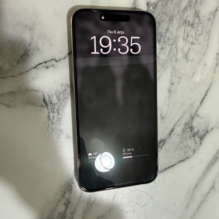 Продам айфон 15 про макс ,256гб