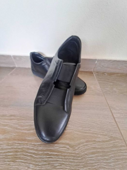 Мъжки кожени обувки 44 номер