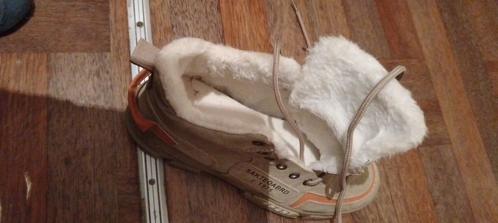 Ботинки зимнии светло коричневые