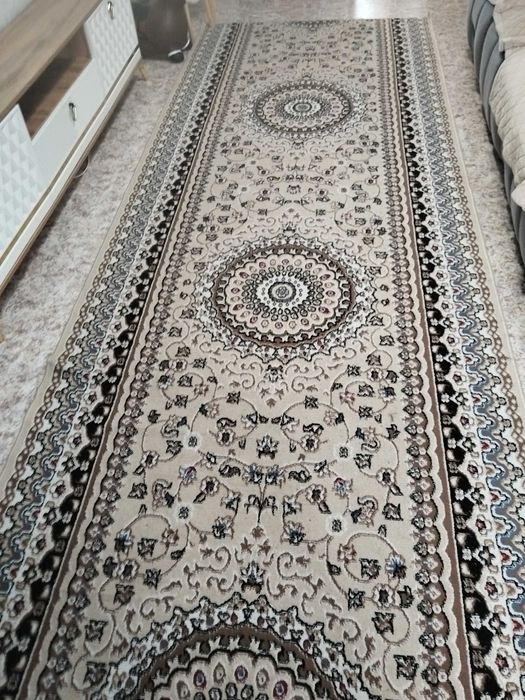 Продам ковровую дорожку