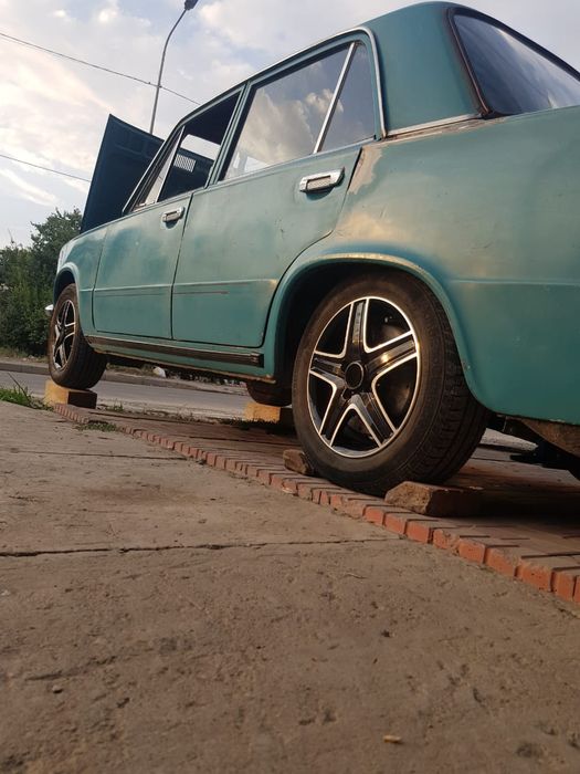 Продам титанки 14