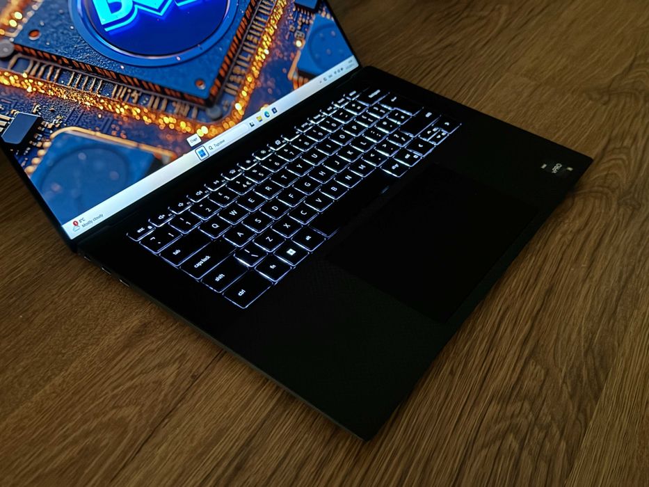 15.6' FHD+ i9-12900H DELL Precision 5570 32GB DDR5/512GB/RTX A2000 8GB