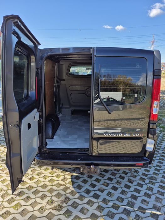 Vand Opel Vivaro 2.5 CDI