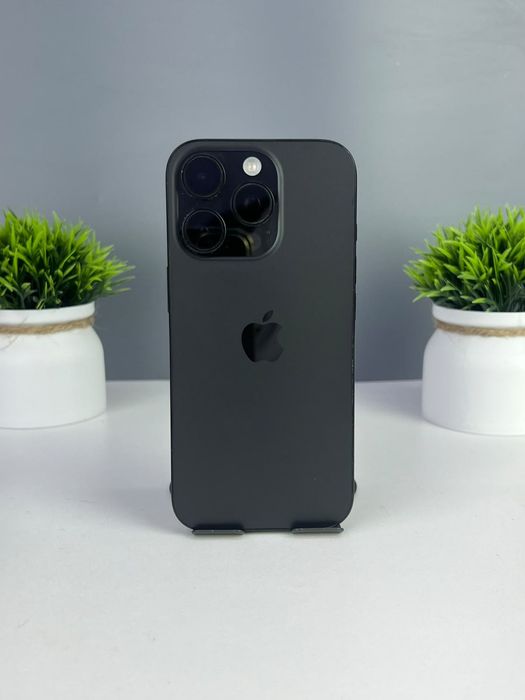 Телефон Apple iPhone 16 Pro 256GB