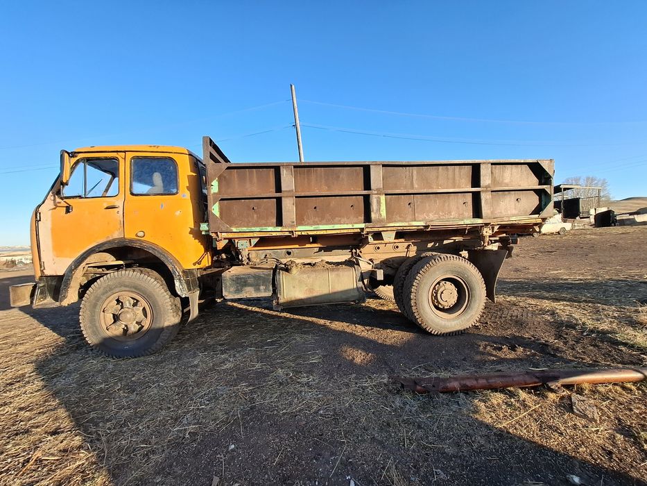 Продам грузовик маз 500