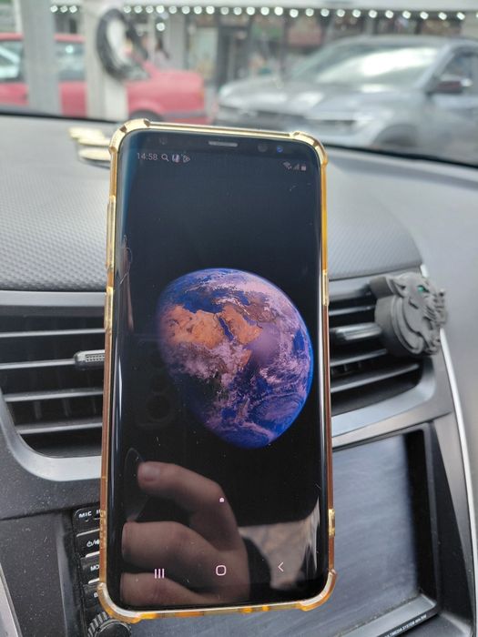 Продаётся Samsung s8