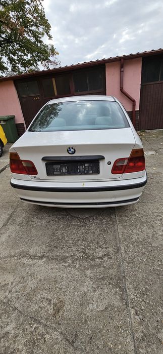Dezmembrez bmw e46 nfl 2.0 136 cp