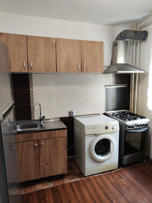 Inchiriez garsoniera central Alexandria, TR