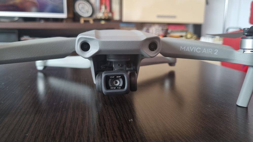Vând drona Mavic Air 2 fly more combo