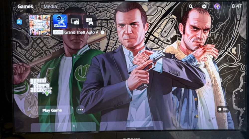 ПЕРФЕКТНА!!! Конзола Sony PlayStation 5 Slim Disc Edition, 1TB + 2 оригинални DualSense + GTA V