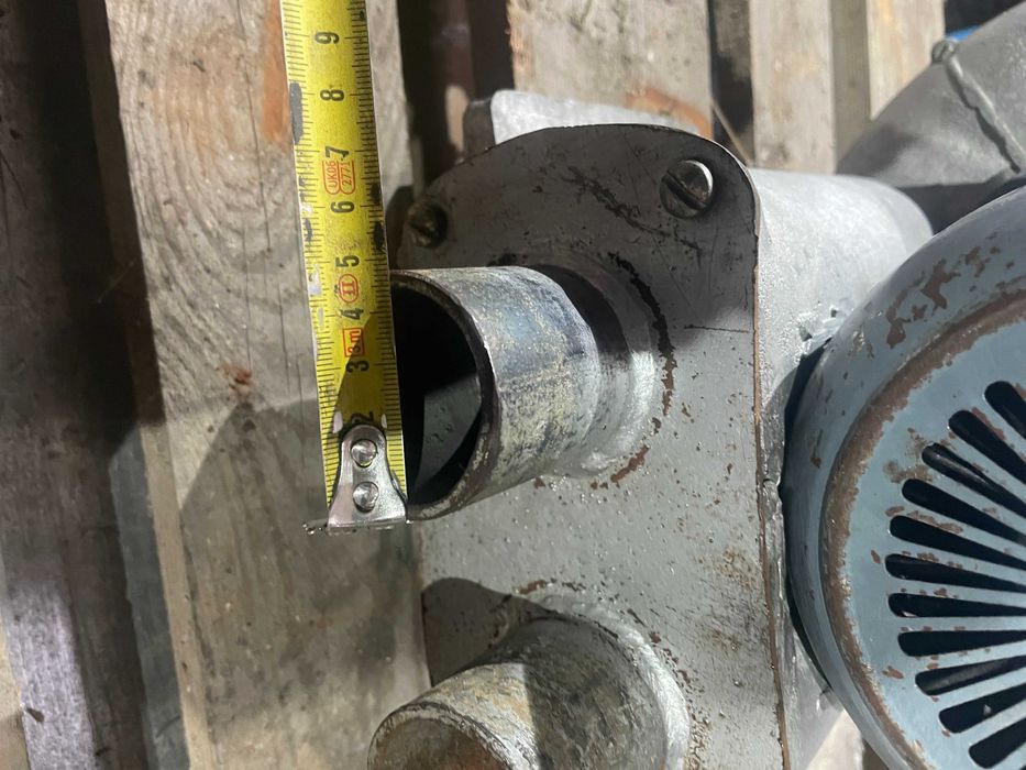 Вакуум помпа тип въздуходувка