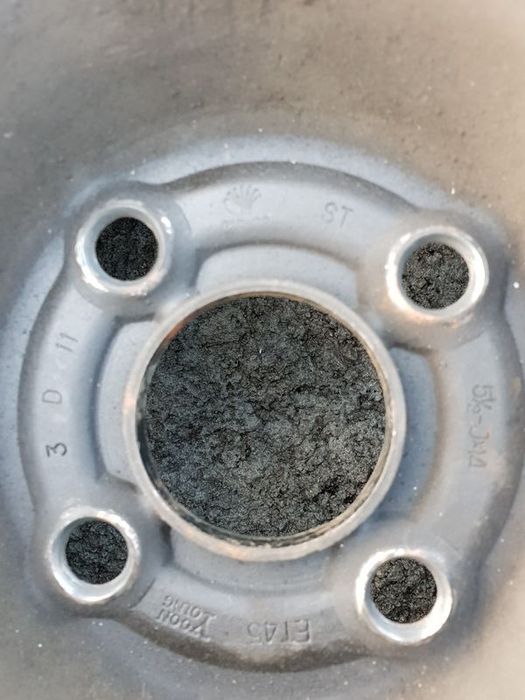 4 джанти 14ц. 4х100,ц.отврор 56,5 за Деу,Шевролет и Опел