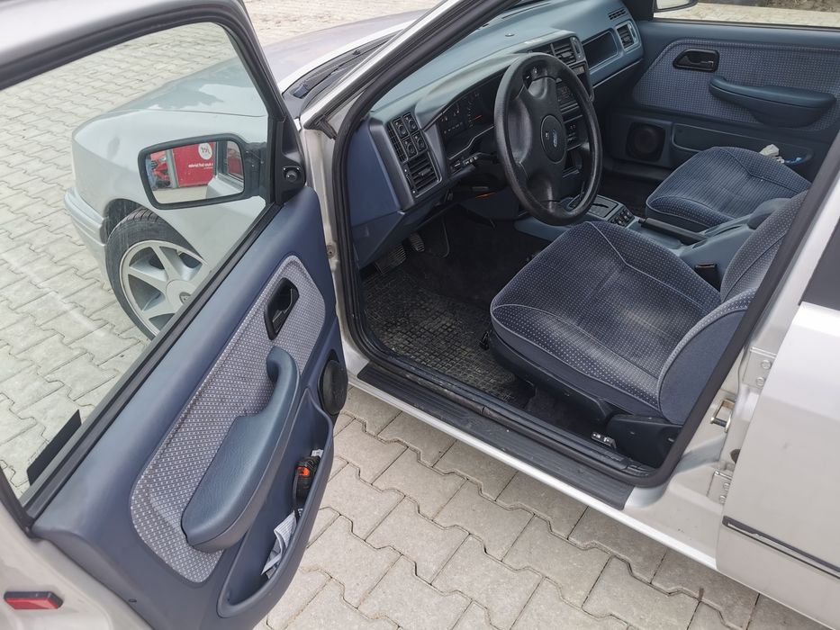 Ford Sierra automat Ghia