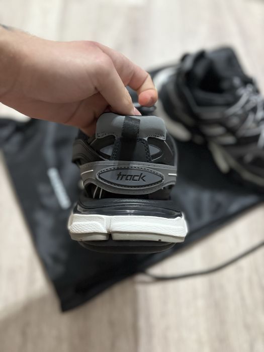 Balenciaga Track noi 39