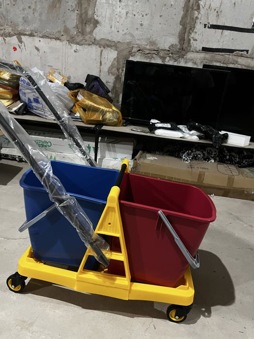 Уборочнаия тележка