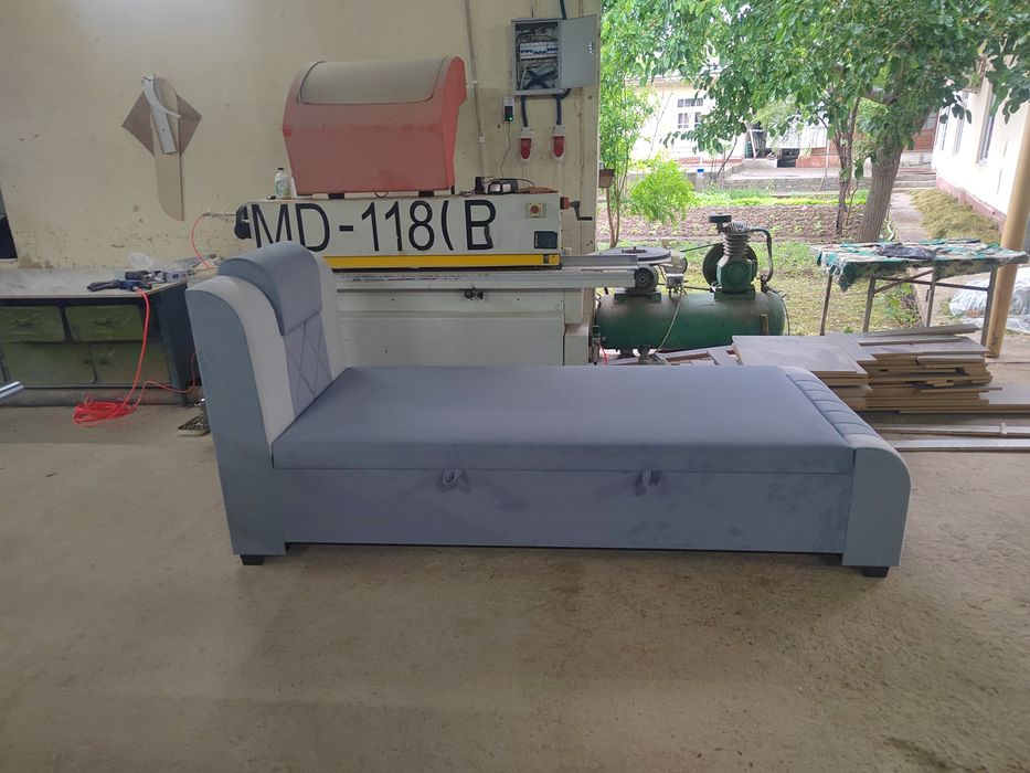 Кровать 2.40 х 90