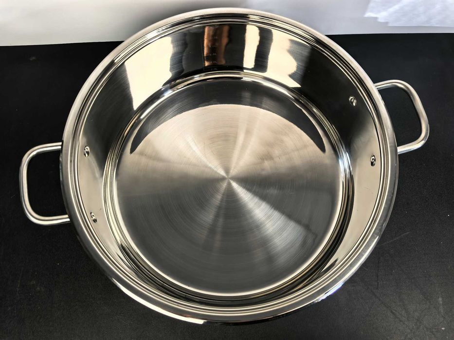 Cratita inox 36x14 cm 14 litri cu capac metal 250 lei