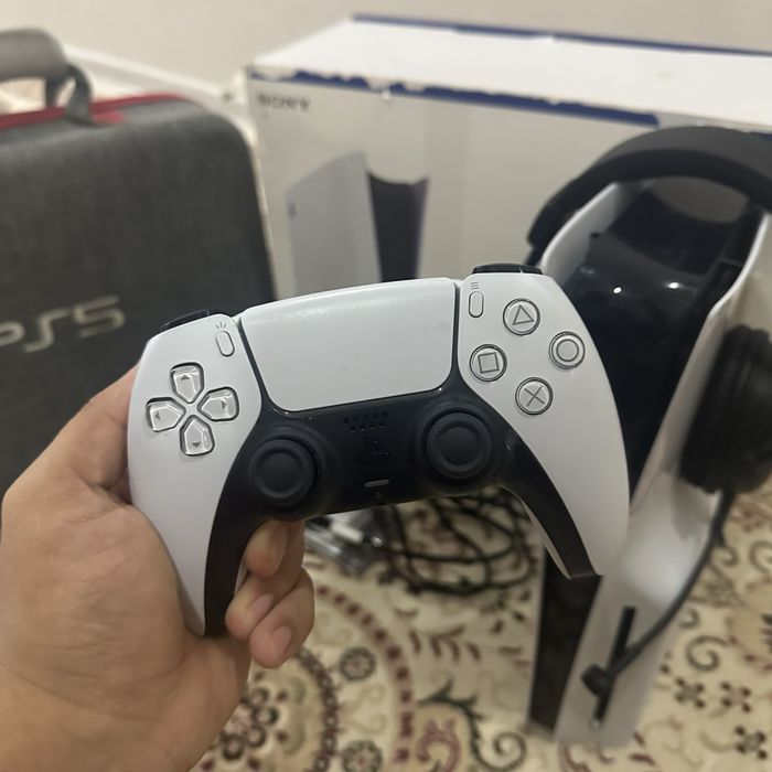 PlayStation 5 Slim 1 TB с дисководом
